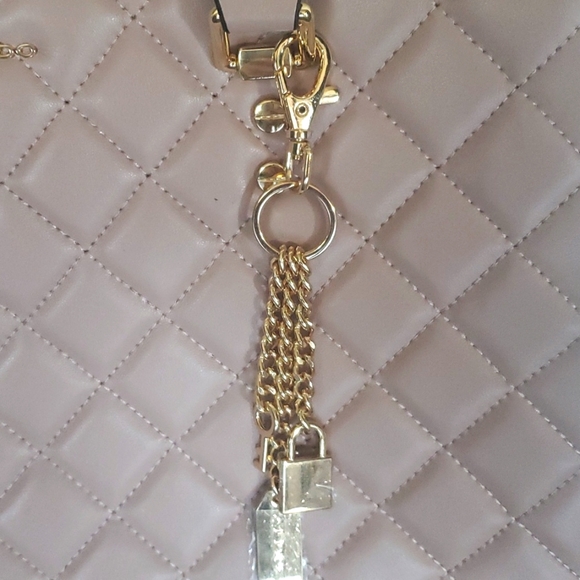 ๐ 3X HOST PICK ๐ Aldo Pink Faux Leather Satchel - Picture 3 of 10